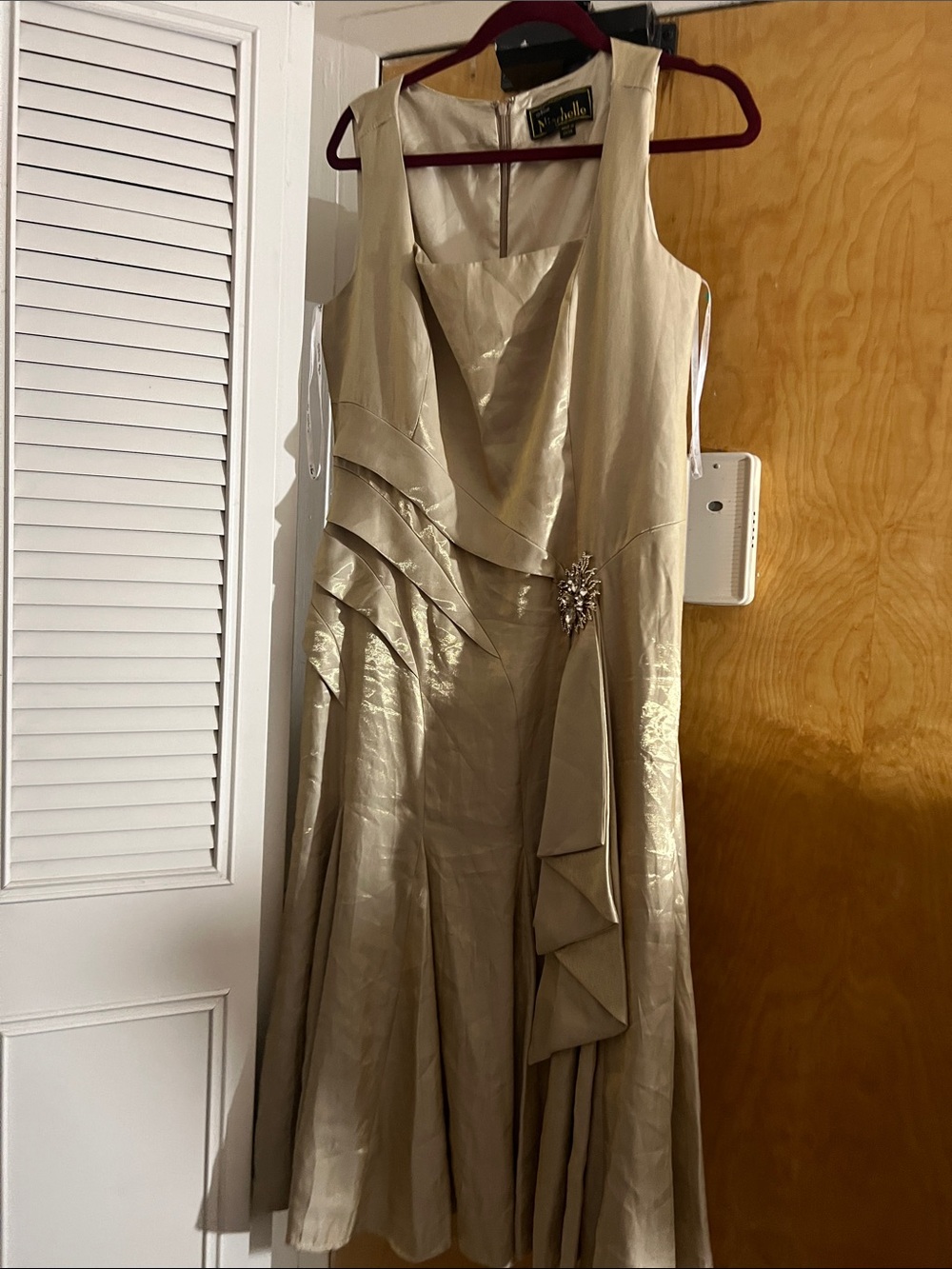 Kay Unger Champagne Satin Midi Dress with Brooch Accent